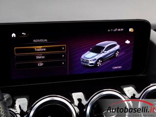 MERCEDES-BENZ GLA 180 usata, con Schermo multifunzione interamente digitale