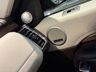 LAND ROVER Discovery usata, con Trazione integrale