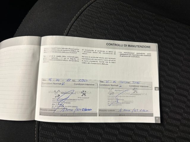 PEUGEOT 208 usata, con Chiusura centralizzata telecomandata