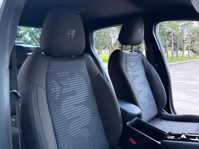 ALFA ROMEO Junior usata, con Controllo automatico clima