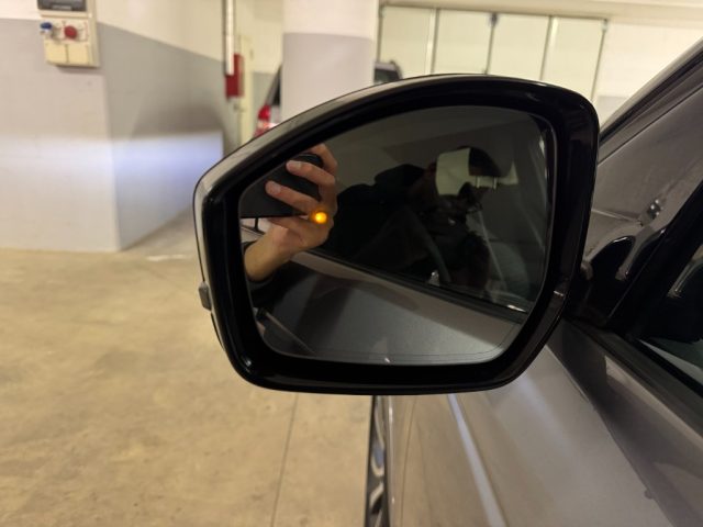 LAND ROVER Discovery Sport usata, con Servosterzo