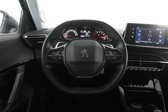 PEUGEOT 2008 usata 11