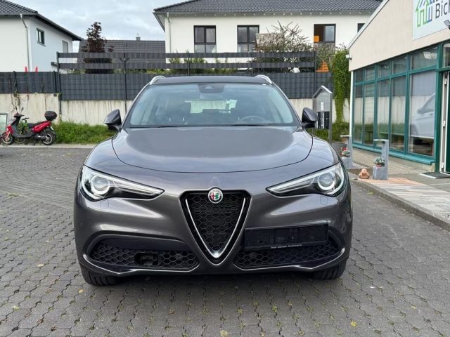 ALFA ROMEO Stelvio usata, con Airbag