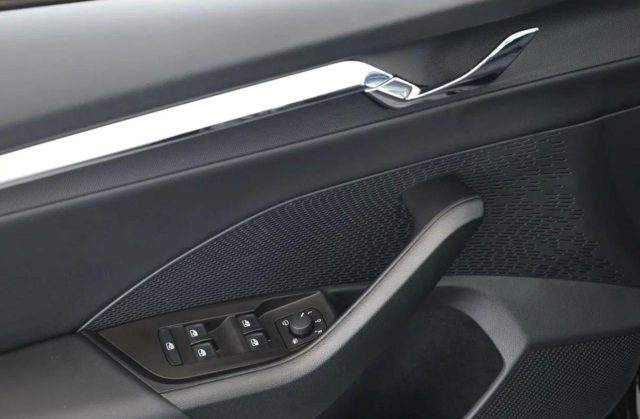 SKODA Octavia usata, con Volante in pelle