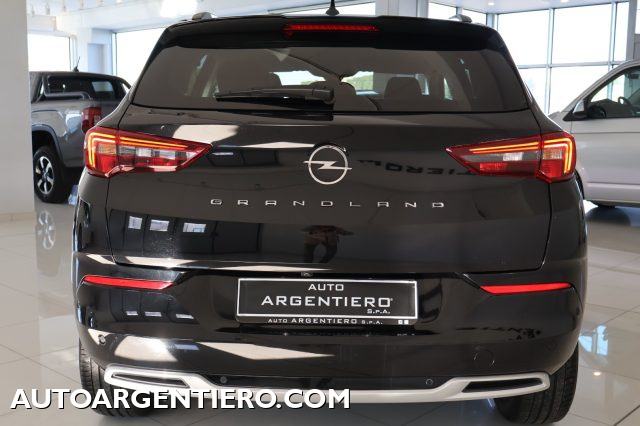 OPEL Grandland usata, con Autoradio
