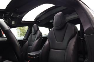 TESLA Model S usata, con Autoradio