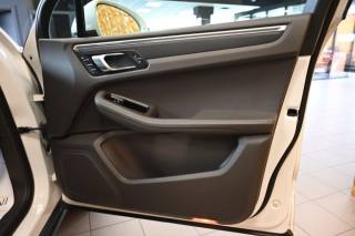 PORSCHE Macan usata 70