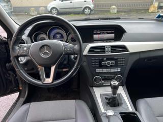 MERCEDES-BENZ C 220 usata, con Cerchi in lega