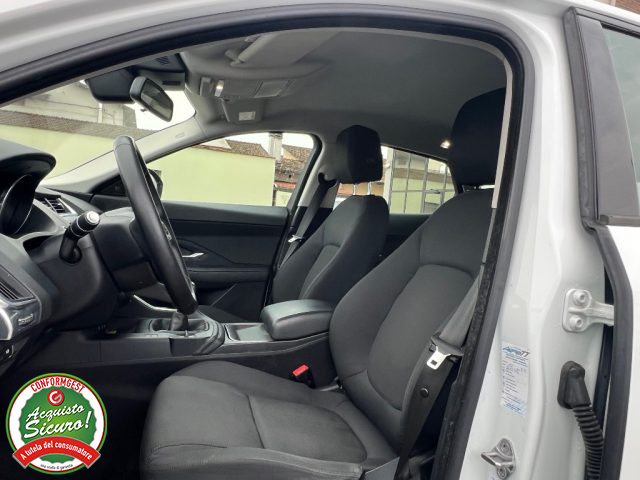 JAGUAR E-Pace usata, con Alzacristalli elettrici
