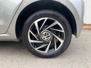 VOLKSWAGEN up! usata, con Servosterzo