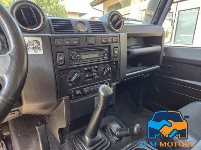 LAND ROVER Defender usata, con Sedile posteriore sdoppiato