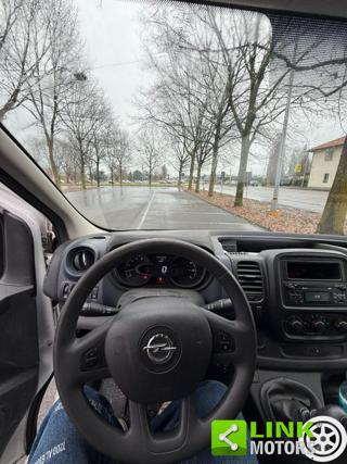 OPEL Vivaro usata, con ESP