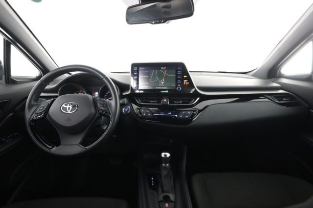 TOYOTA C-HR usata 4