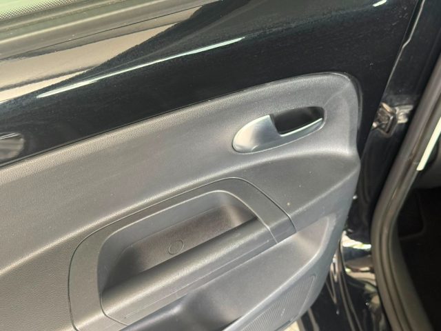 VOLKSWAGEN up! usata, con Cruise Control