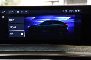 PEUGEOT 3008 usata, con Sensori di parcheggio posteriori