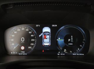 VOLVO XC40 usata, con Controllo trazione