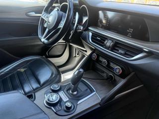 ALFA ROMEO Stelvio usata, con Park Distance Control