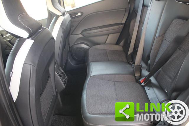 RENAULT Captur usata, con Park Distance Control