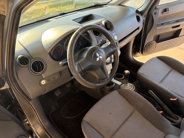 MITSUBISHI Colt usata, con Cronologia tagliandi
