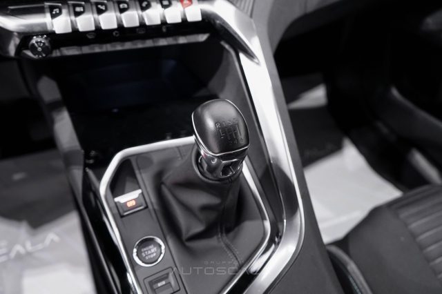 PEUGEOT 5008 usata, con Controllo elettronico della corsia