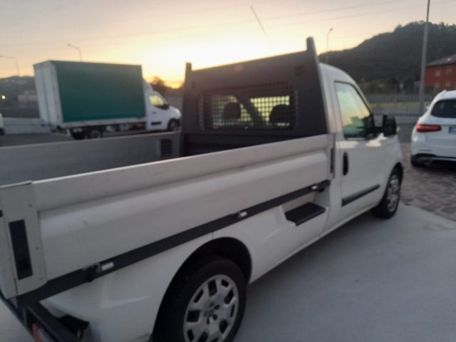 FIAT Doblo usata, con Airbag