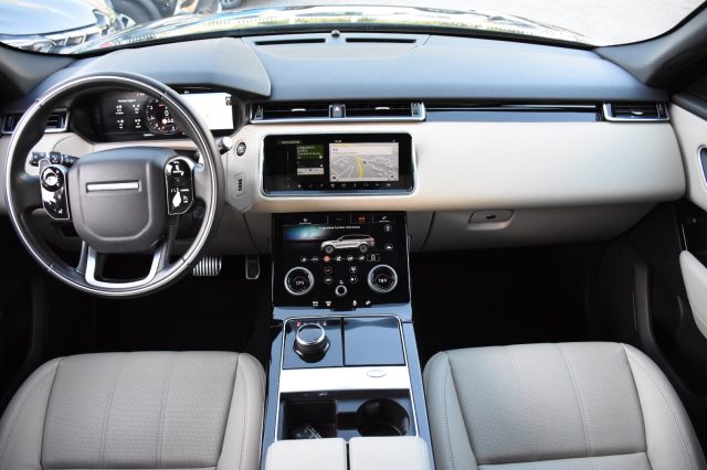 LAND ROVER Range Rover Velar usata, con Chiusura centralizzata