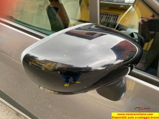 RENAULT Captur usata, con Autoradio digitale