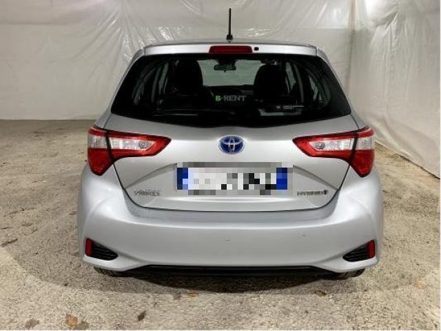 TOYOTA Yaris usata, con Autoradio
