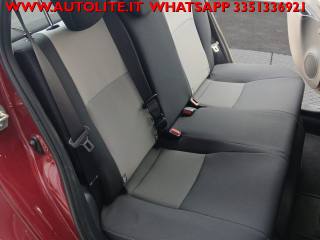 TOYOTA Yaris usata, con Bracciolo