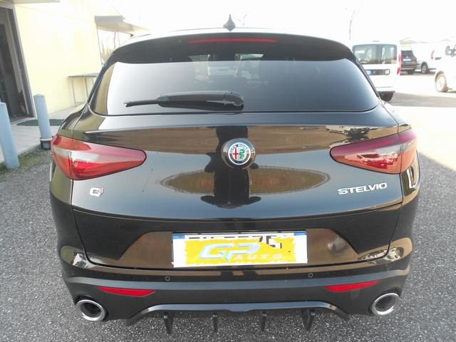 ALFA ROMEO Stelvio usata, con Alzacristalli elettrici