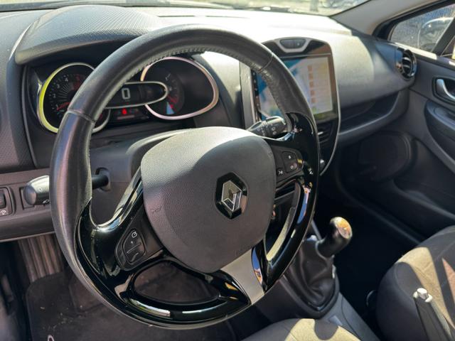 RENAULT Clio usata, con Park Distance Control