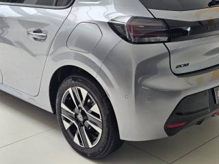 PEUGEOT 208 usata, con Airbag Passeggero