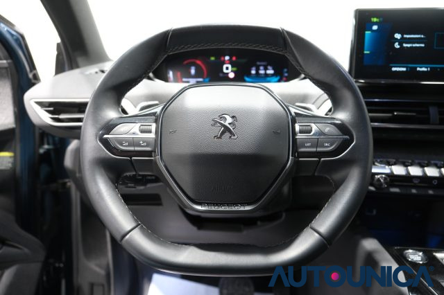 PEUGEOT 3008 usata, con Boardcomputer