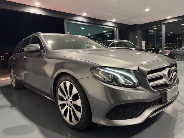 MERCEDES-BENZ E 220 usata, con Airbag Passeggero