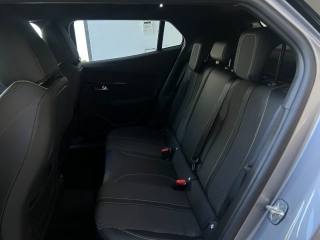 PEUGEOT 2008 usata, con Volante multifunzione