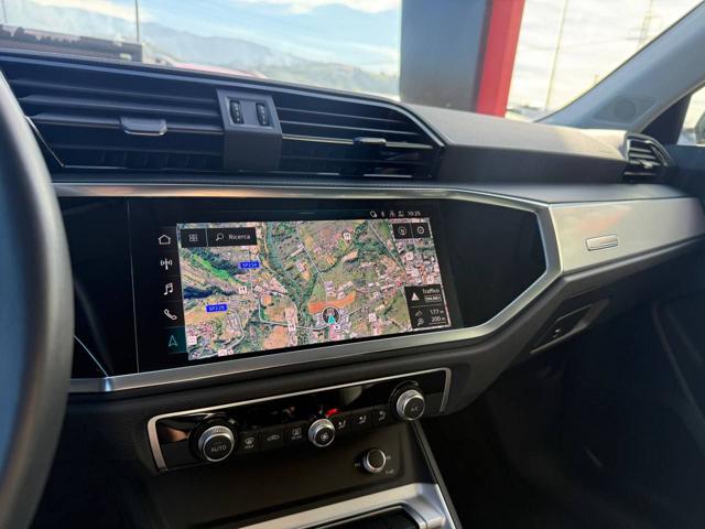 AUDI Q3 usata, con Park Distance Control