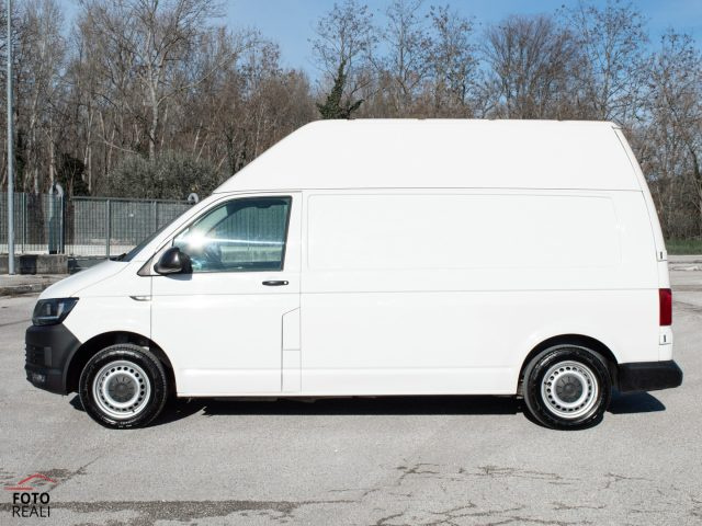 VOLKSWAGEN Transporter usata, con Luci diurne