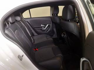 MERCEDES-BENZ A 180 usata, con Leve al volante