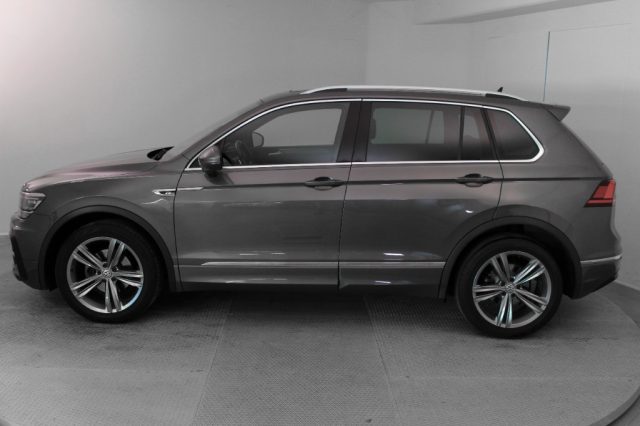 VOLKSWAGEN Tiguan usata, con Airbag laterali