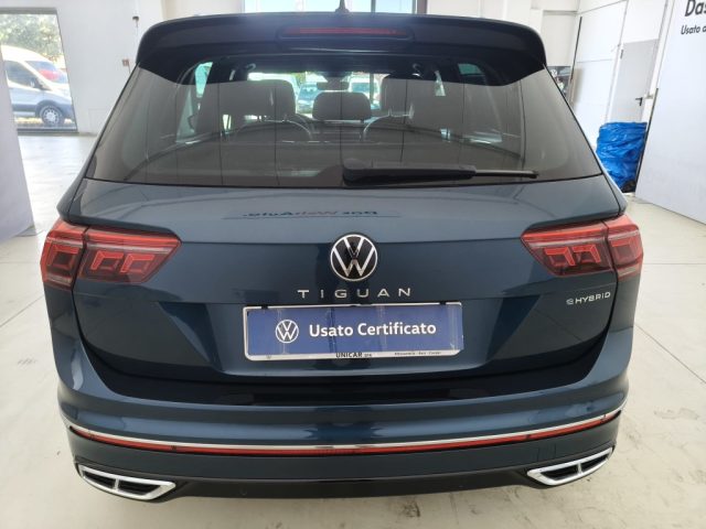 VOLKSWAGEN Tiguan usata, con Autoradio