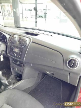 DACIA Sandero usata, con Specchietti laterali elettrici