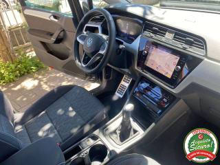 VOLKSWAGEN Touran usata, con Fendinebbia