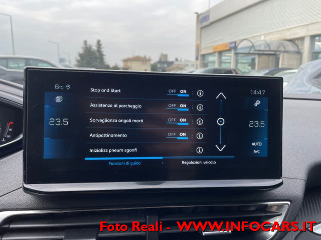 PEUGEOT 3008 usata, con Volante multifunzione