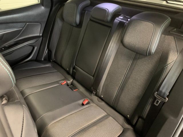 PEUGEOT 3008 usata, con Sistema di navigazione