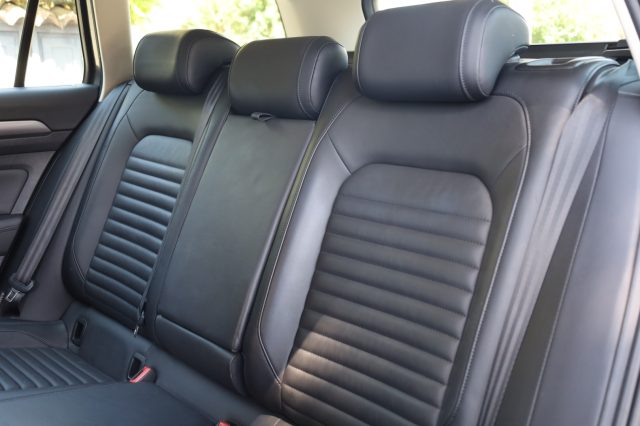 VOLKSWAGEN Passat Alltrack usata 96