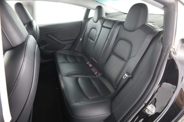 TESLA Model 3 usata 2