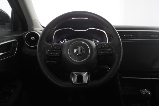 MG ZS usata 11