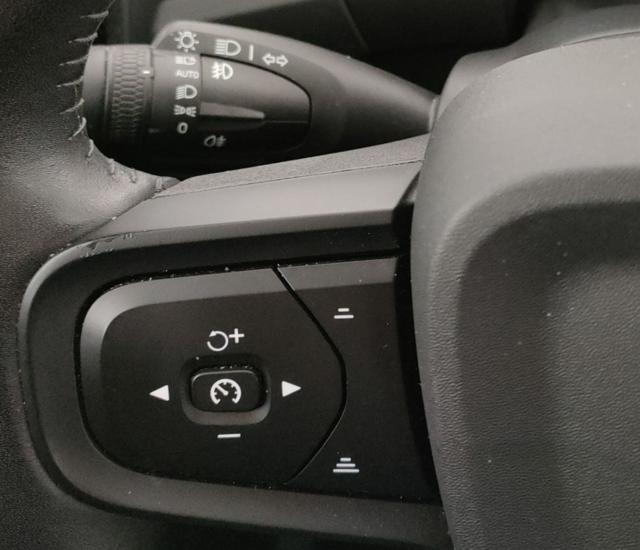 VOLVO XC40 usata, con ESP