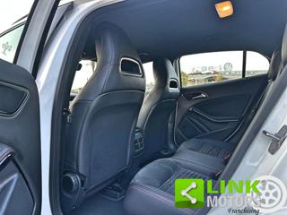 MERCEDES-BENZ GLA 220 usata, con Sedile posteriore sdoppiato