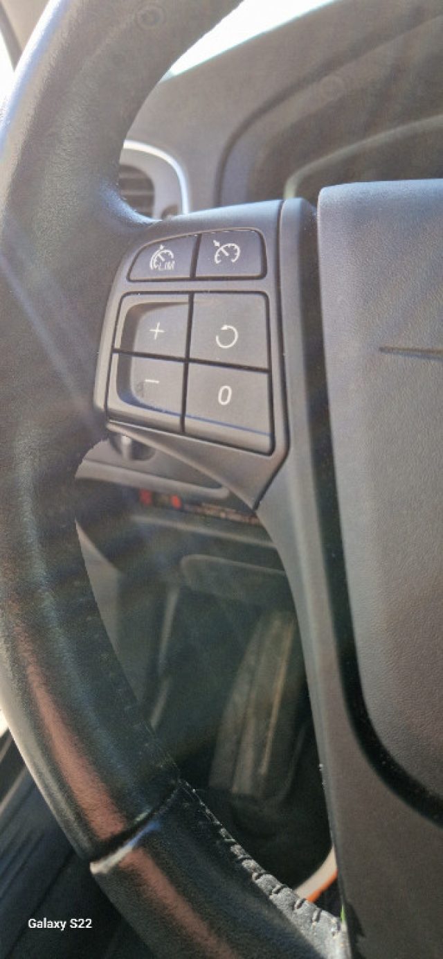 VOLVO V40 usata, con Servosterzo